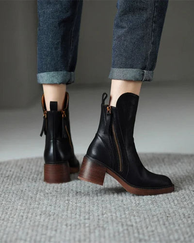 Doreen™ | Black leather boots with a comfortable heel, elegant and timeless