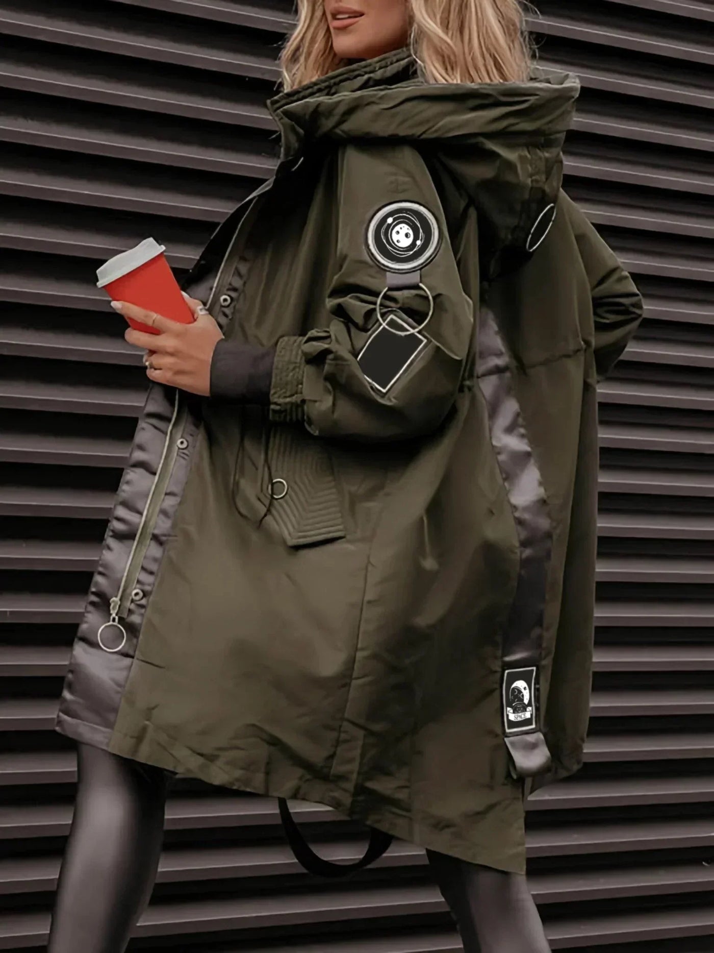 Blori™ | Stylish Long-Sleeved Hooded Jacket