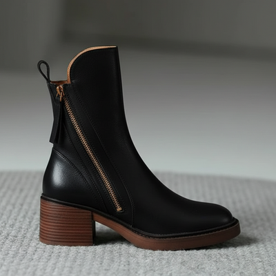 Doreen™ | Black leather boots with a comfortable heel, elegant and timeless