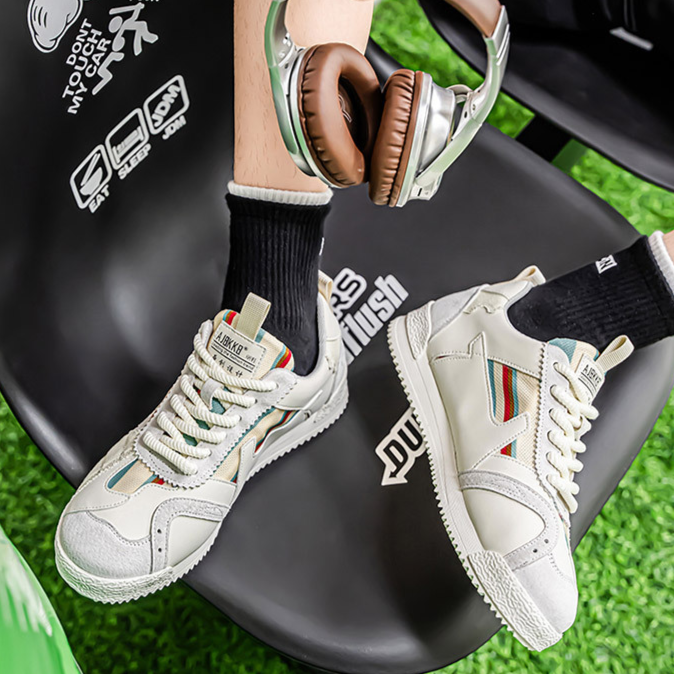 Theo™ | Ultra Comfortable Retro Sneakers