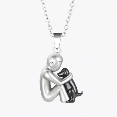 Moreau™ | Hug Pendant Necklace
